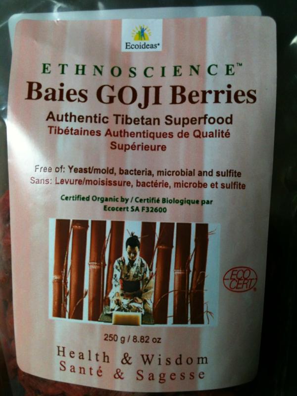 jakesheridan's tweet photo. I think I've found a new favorite snack. #gojiberries from Tibet. 25,100 anti-oxidants compare to 6,220 in blueberries http://t.co/1gXEccjC
