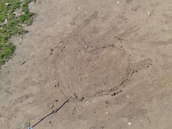 AirinWei's tweet photo. Was man nicht alles aus langeweile macht :D @DeniseChantal1 http://t.co/Cz4a6Jd0