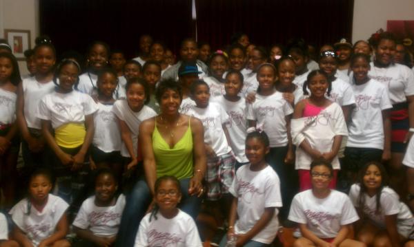 A big thanks to Ms. Dawnn Lewis. Thank you for sharing your journey with our little stars!