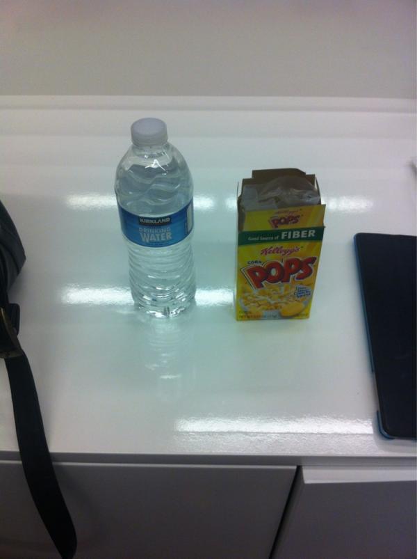 wifislilangel's tweet image. #WORKLYFE has officially begun.