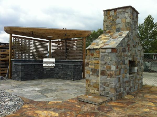 We sell natural stone for outdoor barbecues and fireplaces. Pick your favourite style....