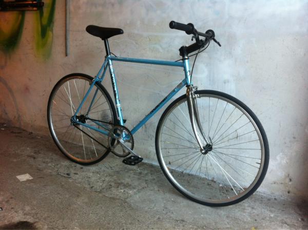 Officine_Burger's tweet photo. Tecno Rat. http://t.co/WFQryJ8x