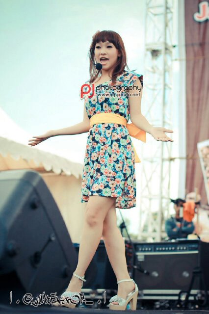 TheAngelousINA's tweet photo. @FellyChiBi :)

#Bedralbiimkesa http://t.co/xgyHnshu