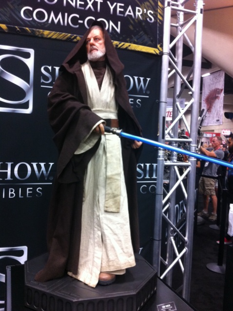 Dying waiting for this, almost life size Obiwan.... @collectsideshow hurry up! #starwars http://t.co<a href="/tag/starwars"class="tags"><span>#starwars</span></a>