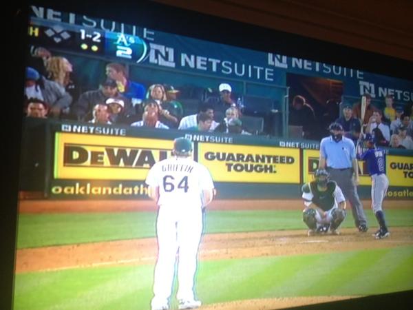 MariaC_Reyes's tweet image. I've tried every setting on my tv to fix this &amp;amp; nothing- good thing I have #scorecenter #rays