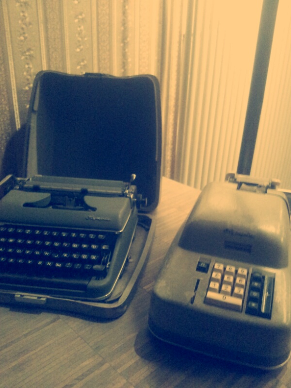 cgroenegress's tweet photo. @marianneta_ Kindred Spirits http://t.co/lp3CIAaZ
