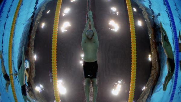 CarrieHead's tweet photo. “@L2012PoolCam: Looking good from the bottom of the #Swimming pool, #London2012 http://t.co/GwSM5Y84” Cool technology, changes perspectives