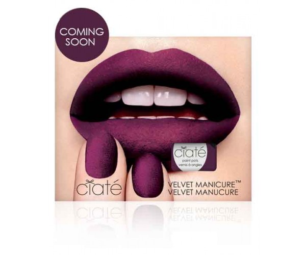 Nueva tendencia de invierno: labios y uñas de terciopelo!!