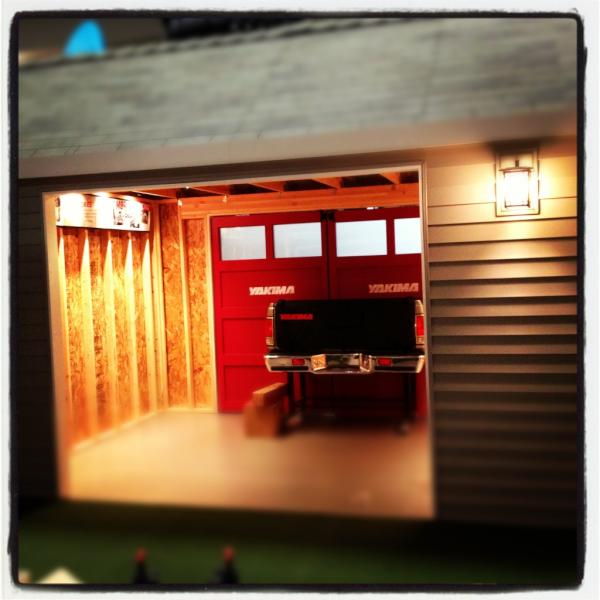 evanhampton's tweet photo. #Yakima garages coming along nicely at #ORshow setup http://t.co/zN0SMjQH