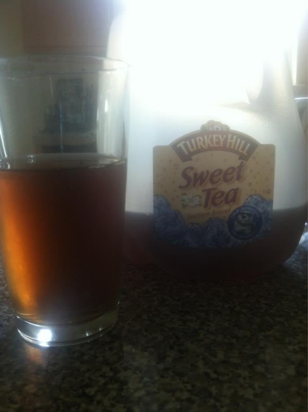 ashleejenaee's tweet image. Even when I sleep at a friends house #TheyKnowTheyKnow