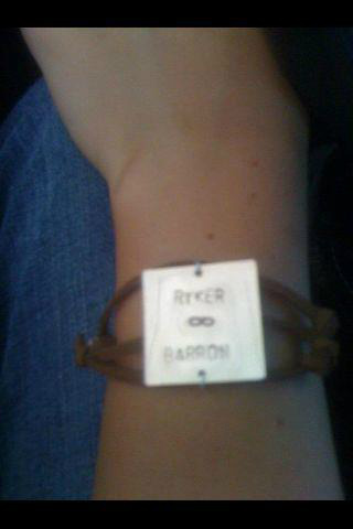 Straightbeards's tweet photo. Custom leather bracelet http://t.co/t4a8asmr