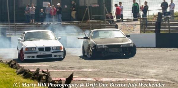DriftOneUK's tweet photo. Awesome shot of Christian Bell and Matt Stevenson at Buxton this weekend. "stick it in his door" http://t.co/cnv2jqeu