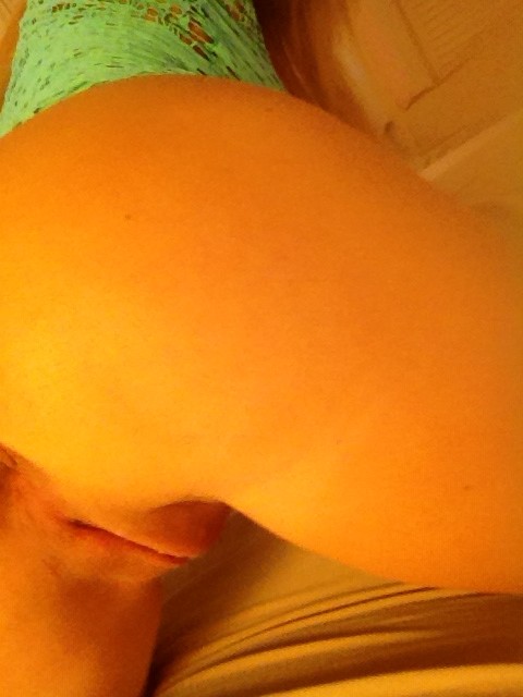 TashaReign's tweet photo. #indiansamosa #sublime #pandora http://t.co/izG30cNH