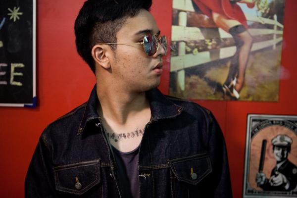 riandyhelyers's tweet photo. RT @DreamByDenim: NOW AVAILABLE / JACKET / DENIM &amp; LEATHER / SIZE: S/M/L / IDR: 304K http://t.co/6LauwCfX”