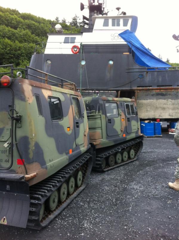captjohnathan's tweet photo. Alaska rental car lol http://t.co/Wgua10b5