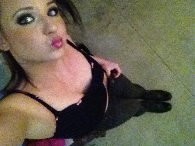 From set today I played a cat burglar http://t.co/yK7RGzzI