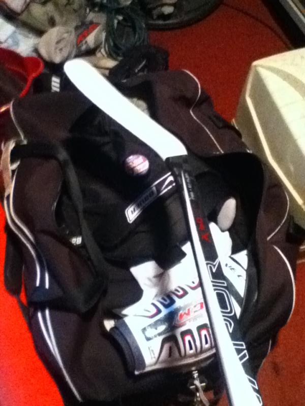 DustyBuffalo_'s tweet image. Fresh new tape!#ILoveIce