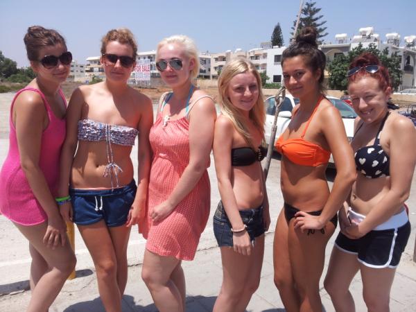 ayianapa's tweet image. #FollowersMetInAyiaNapa #SheffieldGirls who was on Partyhard last night