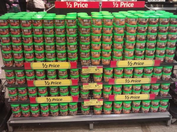 PungentMars's tweet photo. Pushing private label penetration @ karalee 2608 with half price select soup. @XpressWoolies @jason_mckinnon http://t.co/QM0bKva0