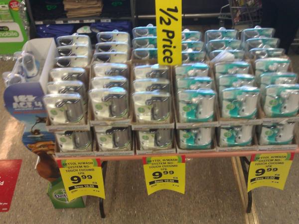 PungentMars's tweet photo. An oldie but a goodie at half price at karalee 2608 @jason_mckinnon http://t.co/PV1YvBIN