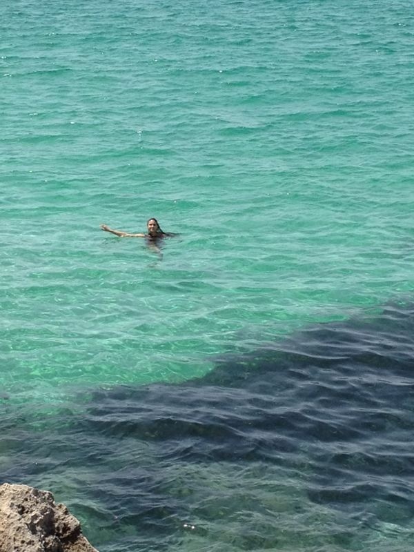 MarcoVargasR's tweet photo. Xq mis niñas favoritas pasen un viaje lleno d vacilón caxorreo y son!!!! @Aleiceta07 @ciraucelay xxx take care jodidas http://t.co/Mhyj5kQk