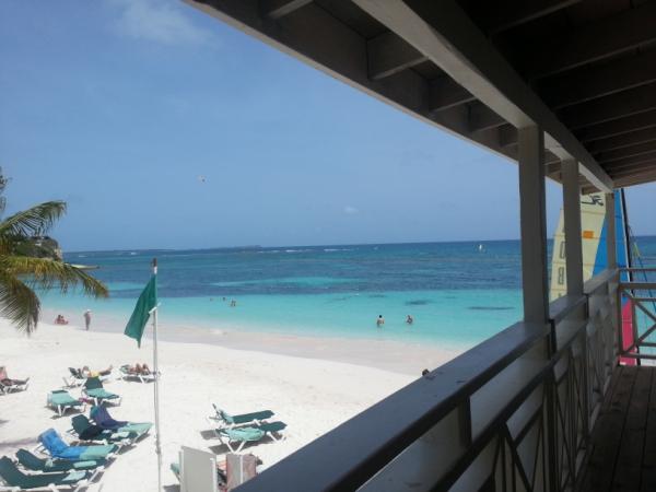 CharlotteLMay's tweet photo. not a bad view from the room! http://t.co/Dkmpd8m