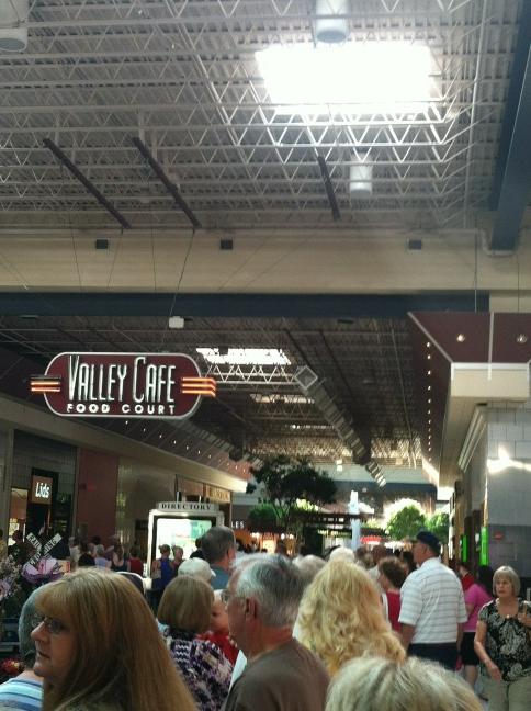 srmattern's tweet photo. At #chickfila http://t.co/c05v8ZQd