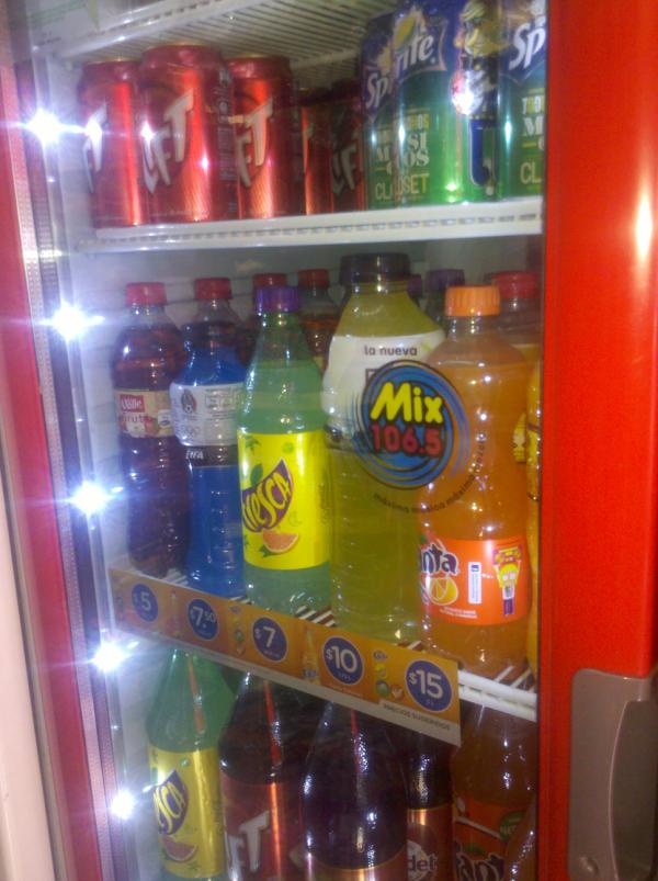 martinoriginal's tweet photo. Que bonito refri!! http://t.co/J7cQdeoy