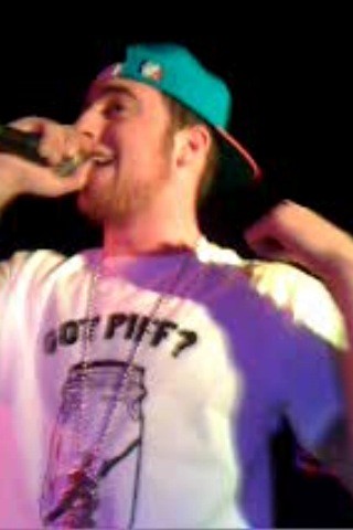 ctwist781's tweet photo. Ya Mac miller http://t.co/C4anl1zb
