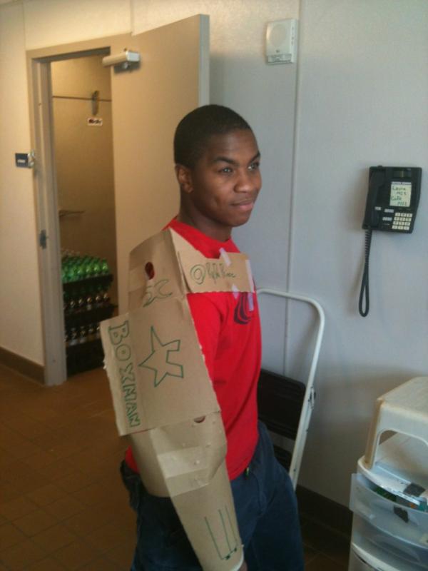RyDaPrince's tweet image. Have no fear Box Man is here!! #workstruggles