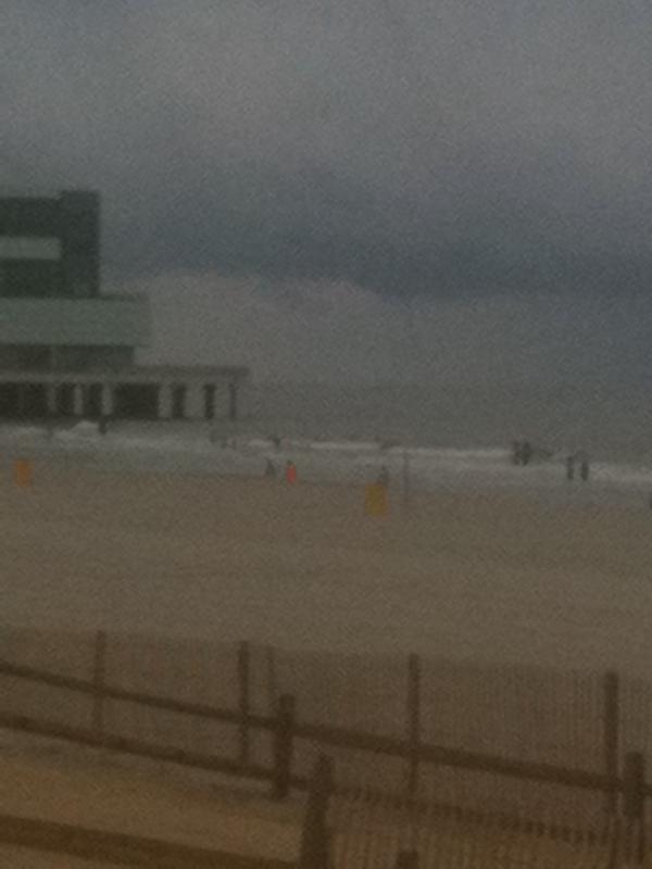 BillBradley28's tweet photo. @Ginger_Zee kind of grainy and dark Taken from Texas ave beach in AC. I am a LT on the beach patrol here You rock btw! http://t.co/6u3vaxe3