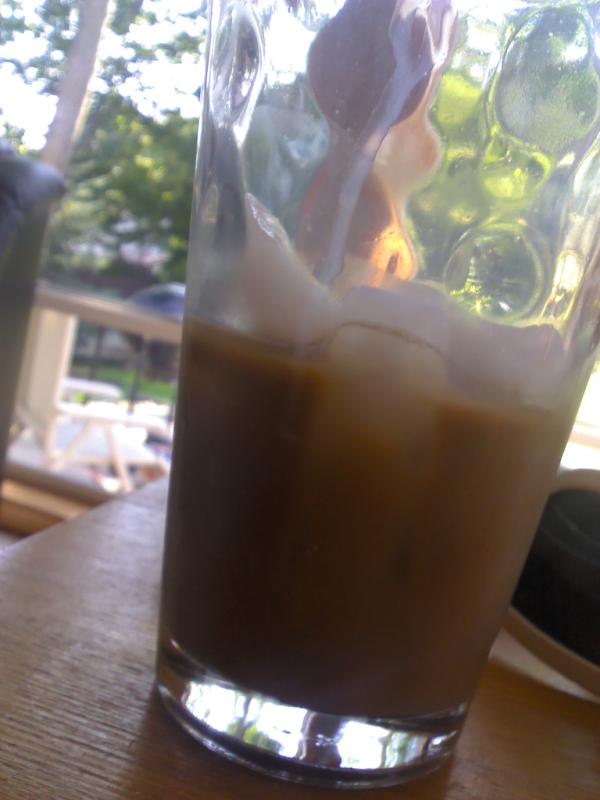 Regan_Molly's tweet image. Im obsessed #icedcoffee #whathaveyoudonetome