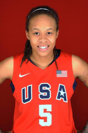 Yung_Quavo3's tweet image. Hands Down My Favorite WNBA @seimoneaugustus I Remember Seeing Her at The Opryland Hotel One Yr #SHECOLD!