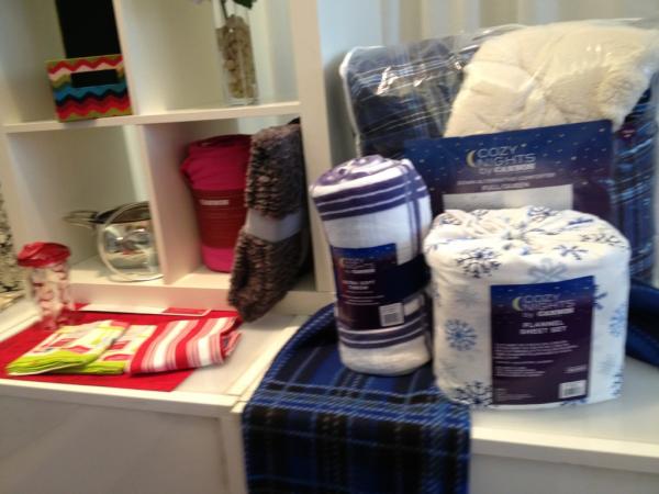 metronest's tweet image. The Iconix champagne brunch showcased home fashions. Just the thing to make me smile:)