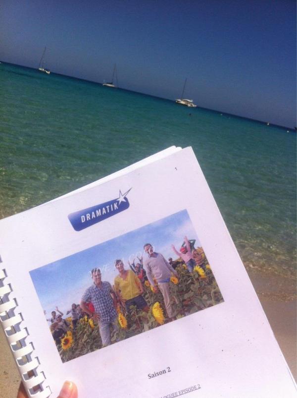 ViveLaColo's tweet photo. Sur le tournage de #Vivelacolo, il fait beau ! http://t.co/0rgQzvQt