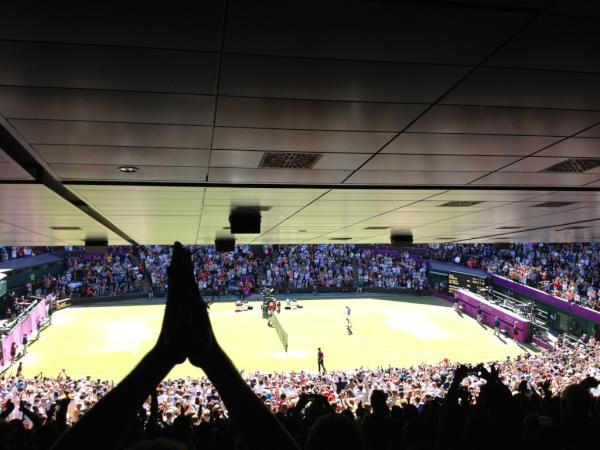 MM_MarkoMarin's tweet photo. Federer im Finale! Nole folgt bald;) http://t.co/N2GdsVrG