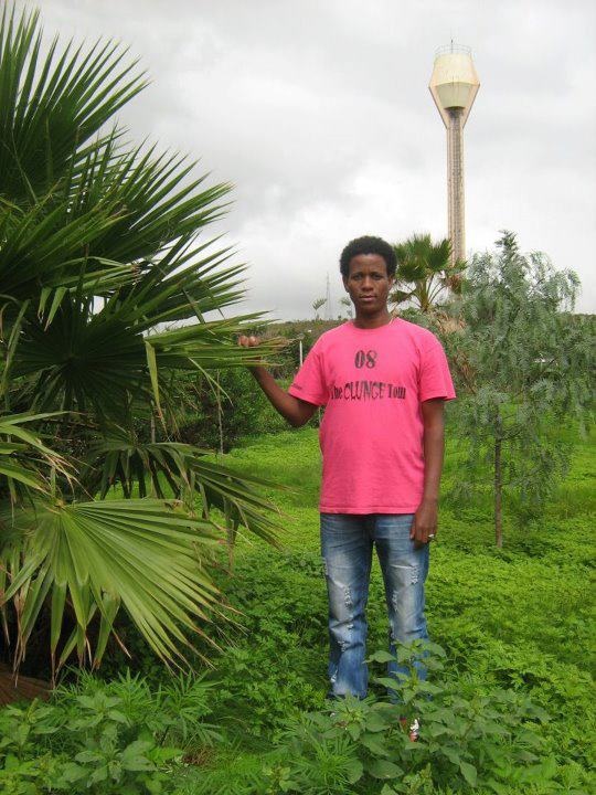 hermonnn_'s tweet image. LMFAO IM DEAD #FOBFriday