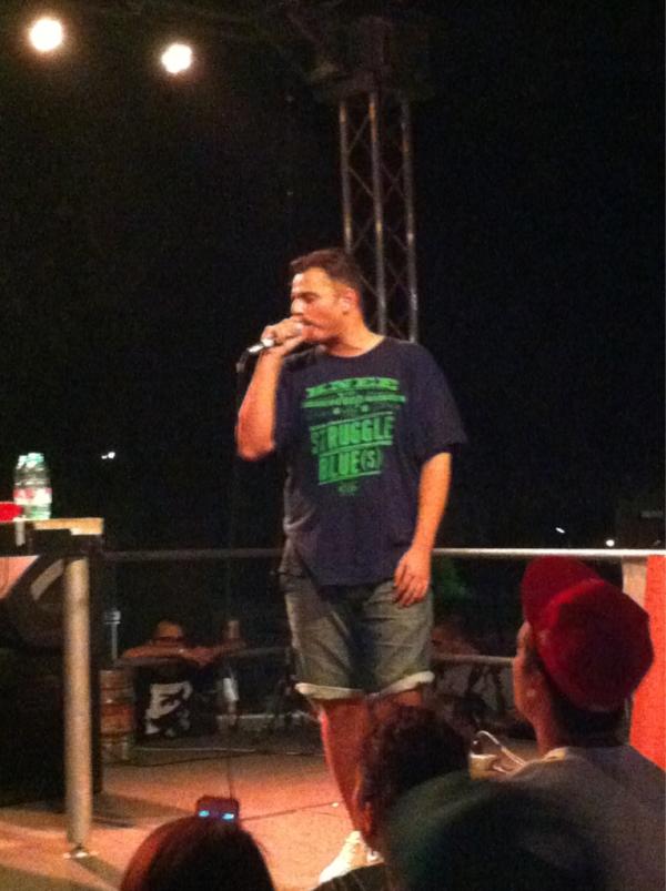 manueljff's tweet photo. @Ghemon eccolo qui l'uomo dell'anno!
By Ricciotto http://t.co/EMRKWy9C