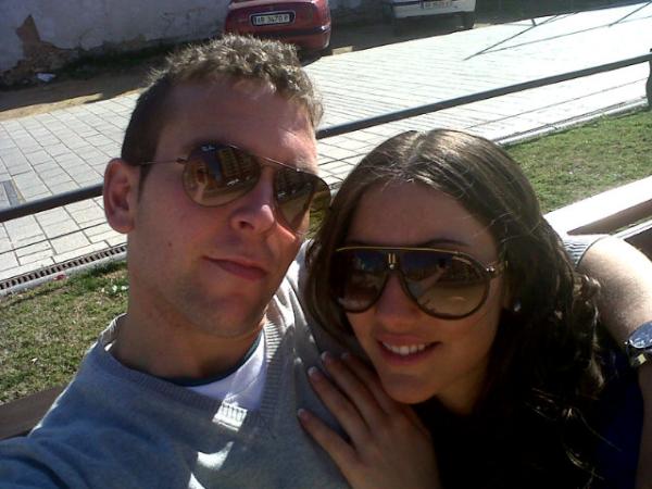 AlbertMago's tweet photo. De cenita de 1 dia de vacaciones http://t.co/RSSLOL0N
