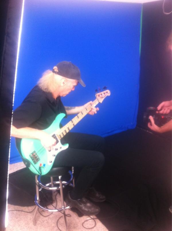 cdawson1's tweet photo. @BillyonBass Great to have you out @JamPlay! http://t.co/6XCIs53X