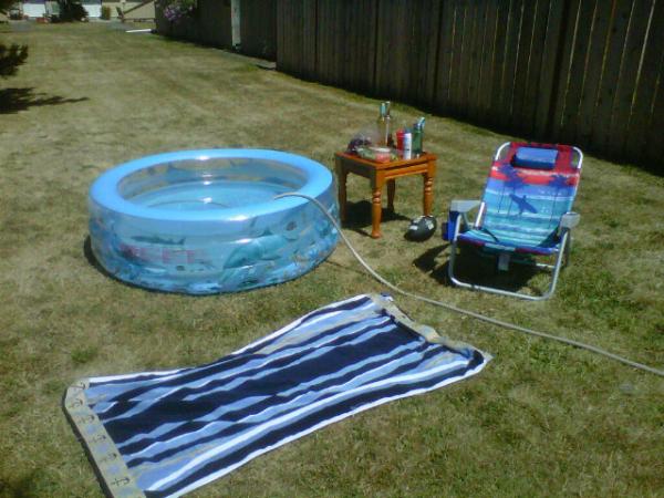 bj_moonshoes's tweet image. “@SmallTwnProbs: Living the dream #smalltownproblems #backyardbeach http://t.co/EdwnhHHS” 
before @CalhounJ0E got a pool, this was me!!