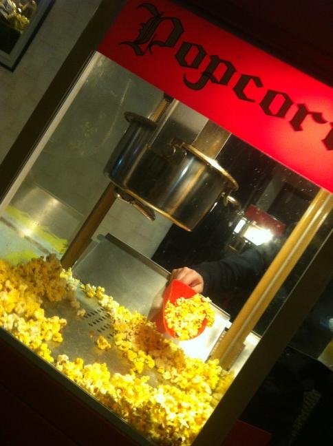 SnapshotPB's tweet image. What's a wedding at the Eglinton Grand without popcorn? #raybo #photobooth