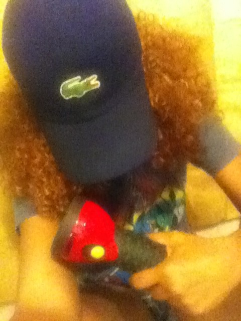 MademoiselleRes's tweet image. @StudModelProjct @ms_charms I couldn't find anything manly do I grabbed a flashlight #StudModelProject