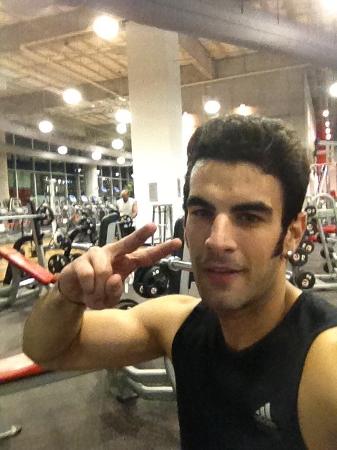 jattinjavier's tweet photo. A esta hora! Entrenando a #Camilo !!! Cuenta regresiva! Empiezan las grabaciones de @mujerdevendaval !!! http://t.co/9mMWlozf