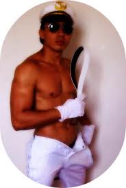 _temagay's tweet photo. CONOSE A ERICK VAN MAS FOTOS http://t.co/4Az8mpQI
