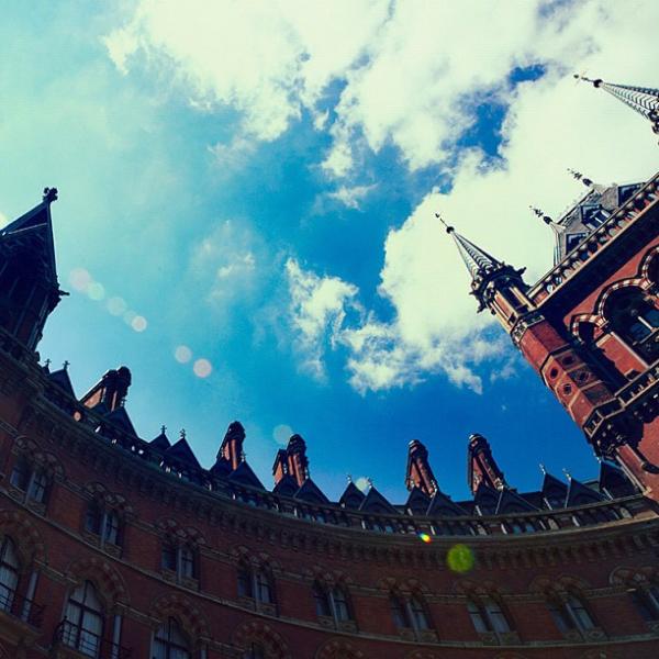 Лёха Богдан tweet media