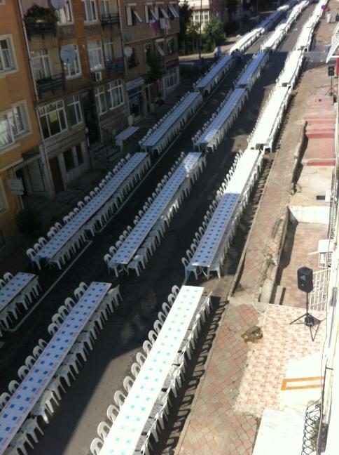 burhanbolukbas's tweet photo. Evin önüne aksam arabayı park ettim iftar hazırlayıp gitmiş;((( http://t.co/aXRCMPVK