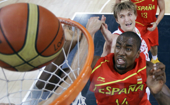l2012bballcam's tweet photo. In. Your. Face. Or is that in my face? Ouch! #London2012 http://t.co/5T4PQN63