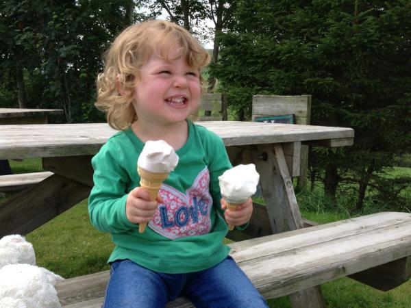Dan_Ishy's tweet photo. @N_ish19 Best ice cream in the world! #hillybilly http://t.co/5OJgACgT