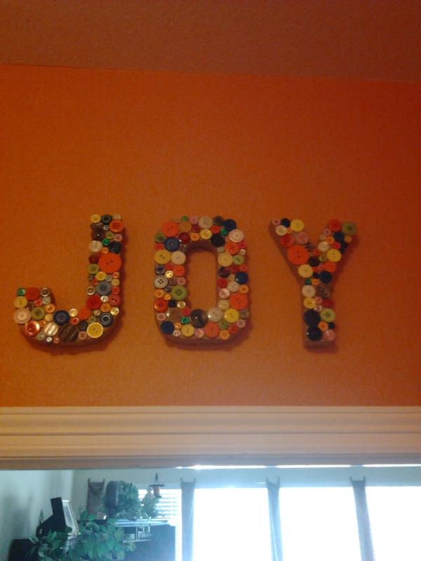 AllieMac2's tweet image. Another successful pinterest craft with my mama! #buttonletters